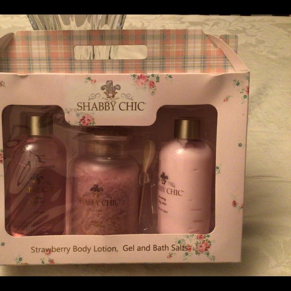 Shabby Chic lotion,Gel, Bath Salts - Picture 4 of 9